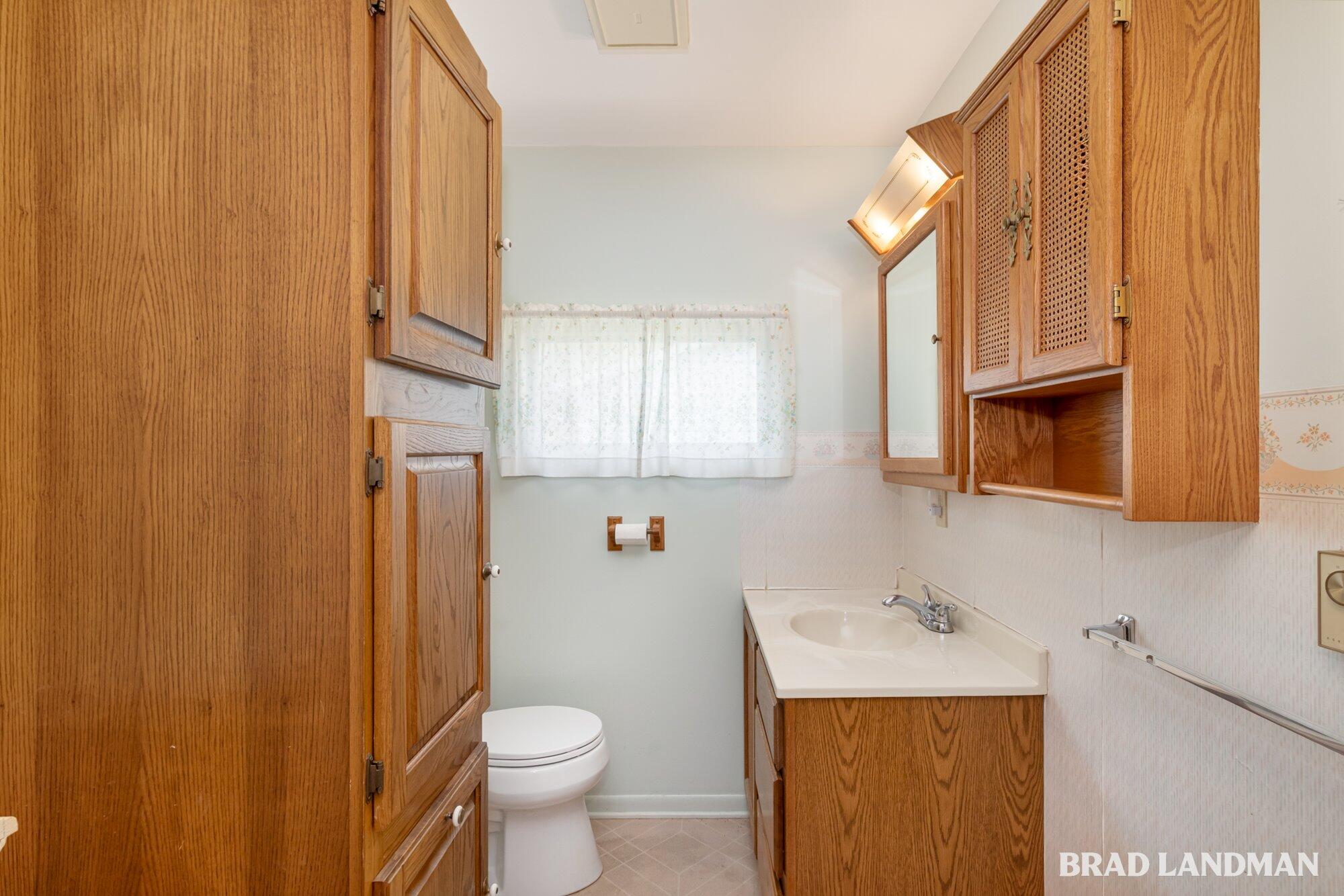 11767 Marsh Road Shelbyville, MI 49344 - Photo 28 of 47 Half Bath