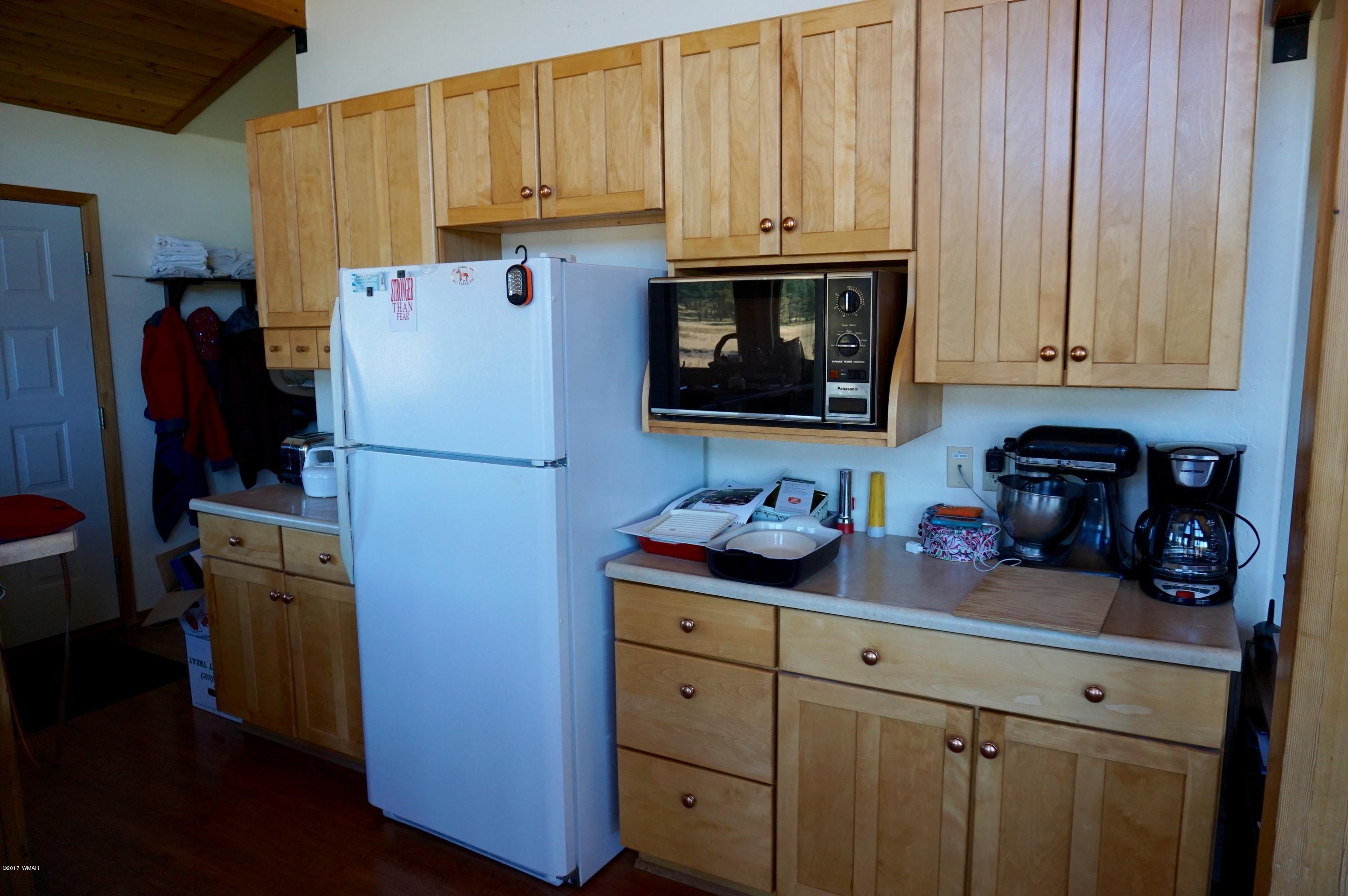 20 Co Road Blue, AZ 85922 - Photo 7 of 37