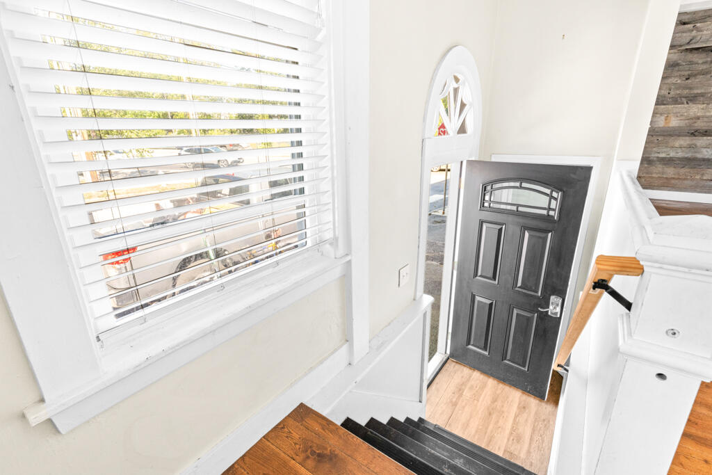 736 Forest Avenue Portland, ME 04103 - Photo 9 of 28 DSC08105
