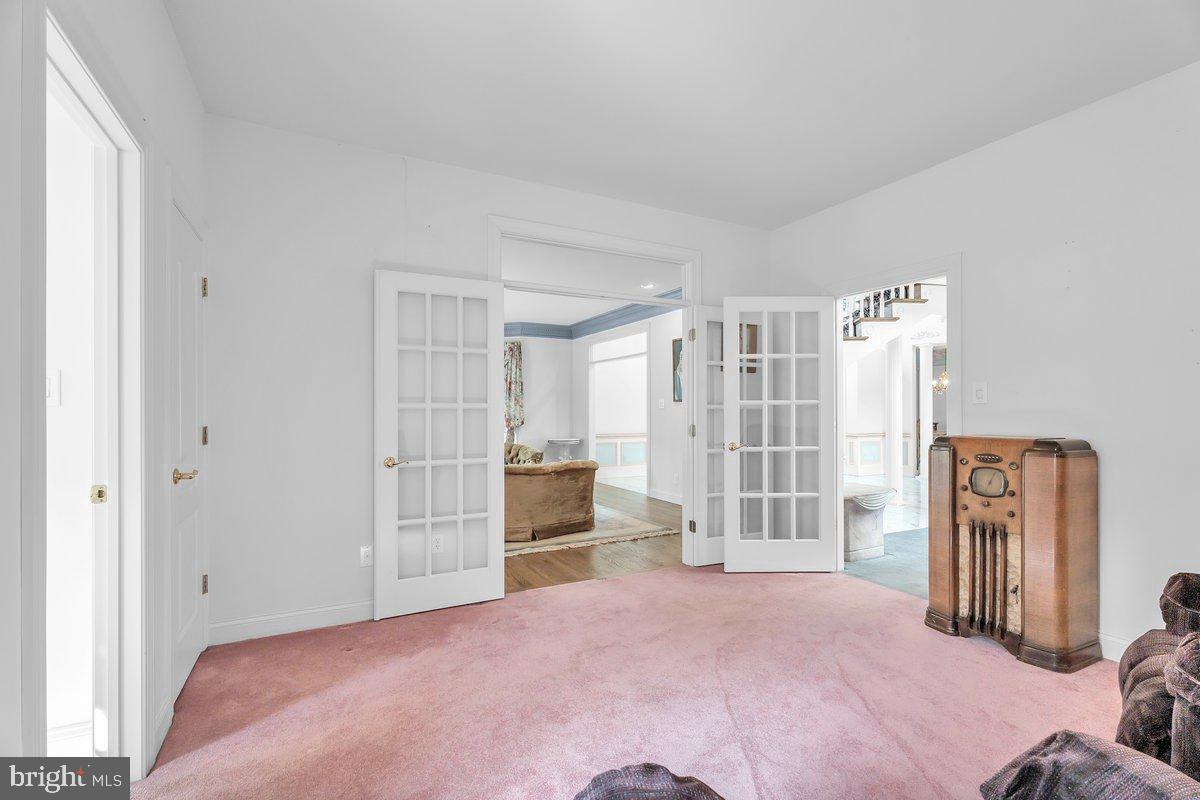 735 Hartford Road Moorestown, NJ 08057 - Photo 25 of 36 Bedroom w Bathroom Suite, 1st Floor