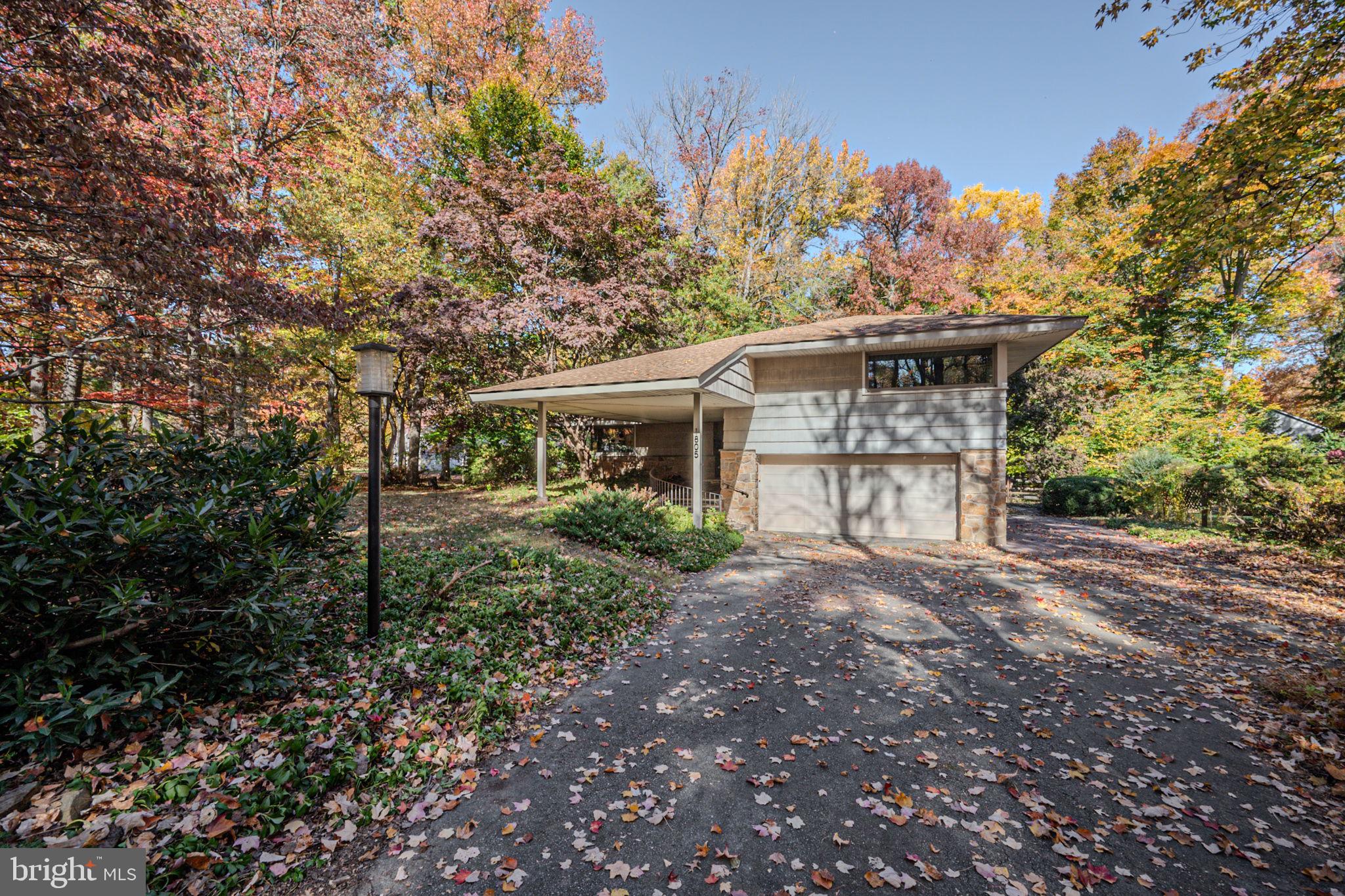 1805 Silverside Road Wilmington, DE 19810 - Photo 2 of 46 Front of home from street