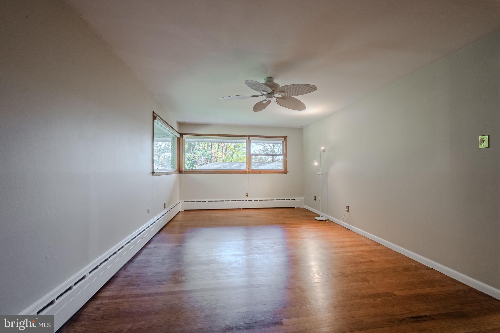 1805 Silverside Road Wilmington, DE 19810 - Photo 26 of 46 Second bedroom