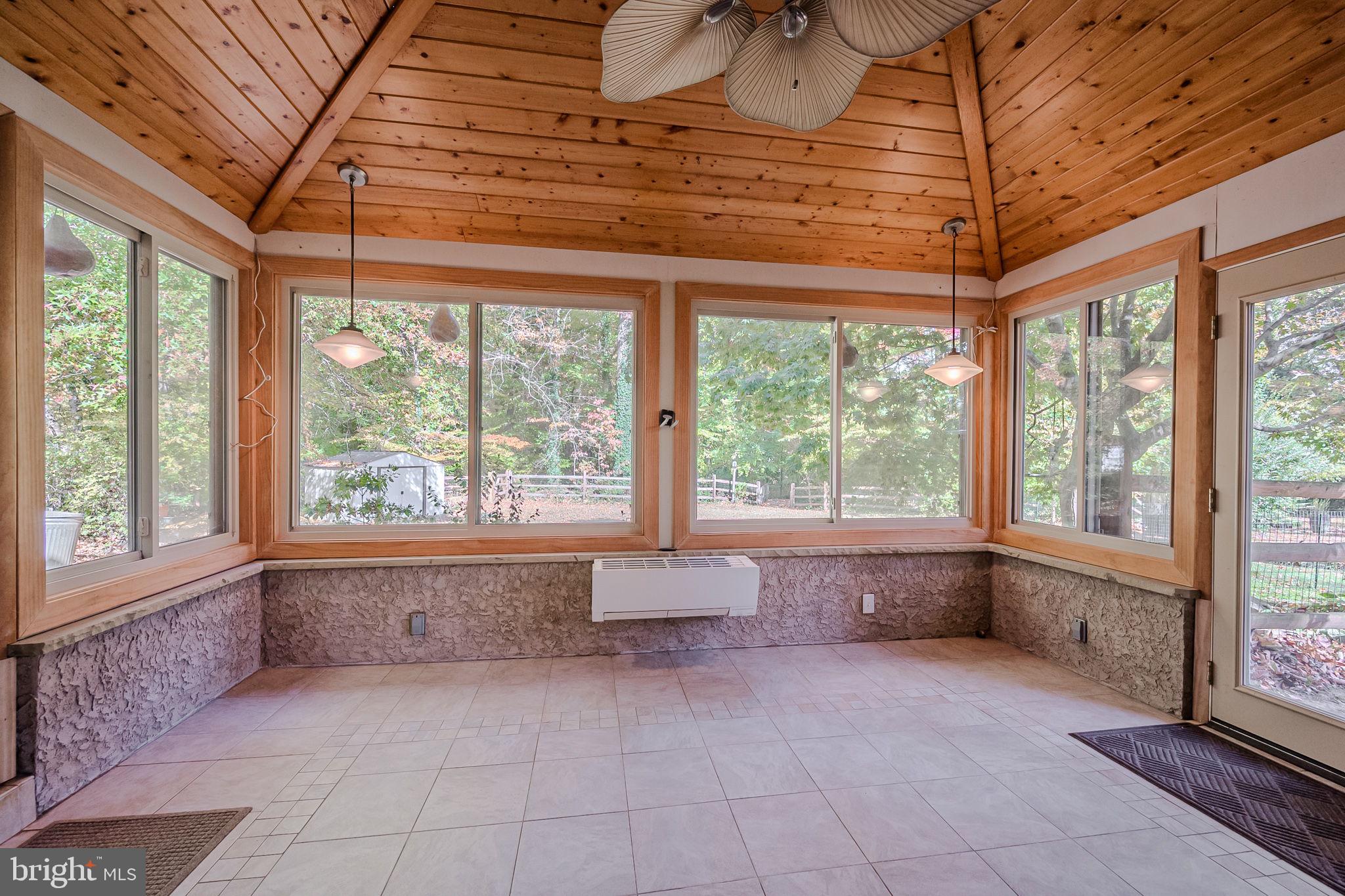 1805 Silverside Road Wilmington, DE 19810 - Photo 35 of 46 Sunroom