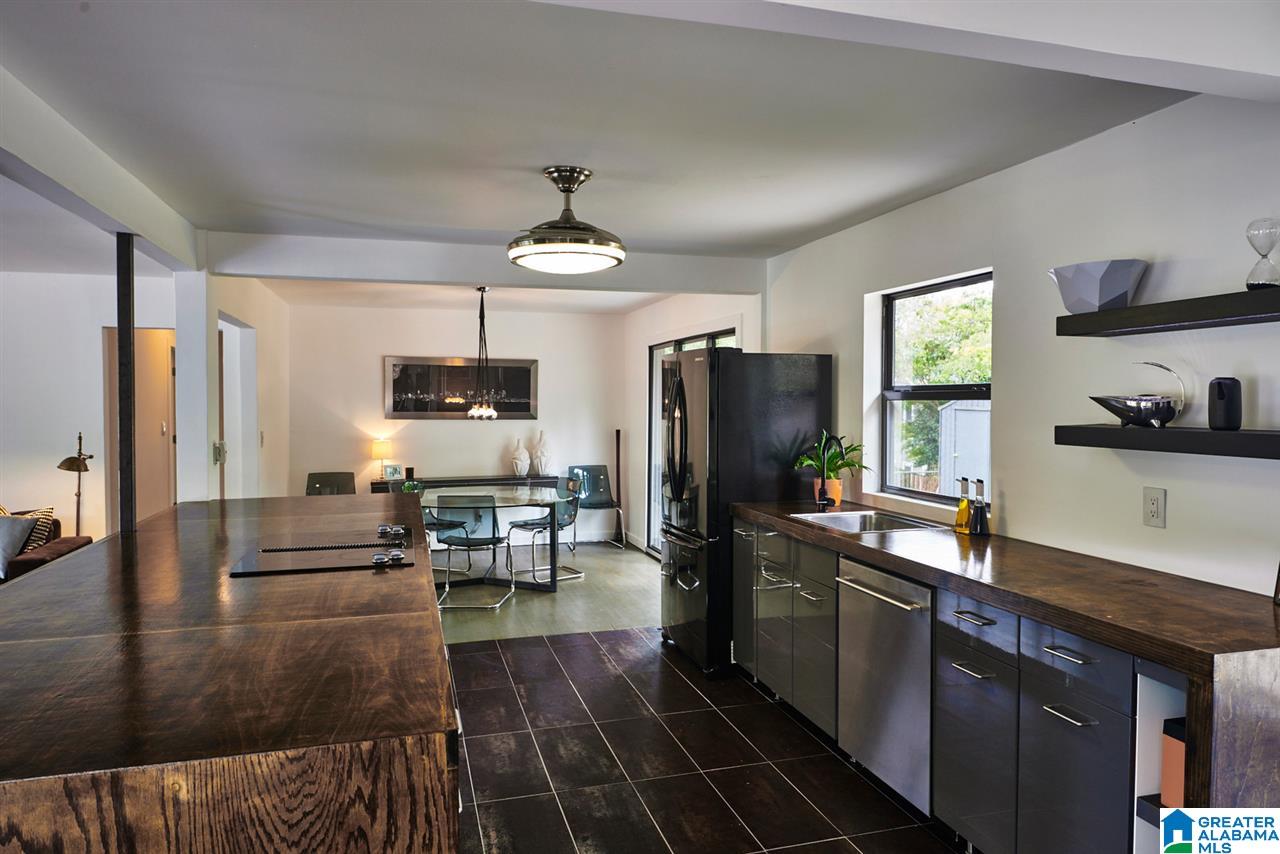 1425 Oxmoor Road Birmingham, AL 35209 - Photo 13 of 28