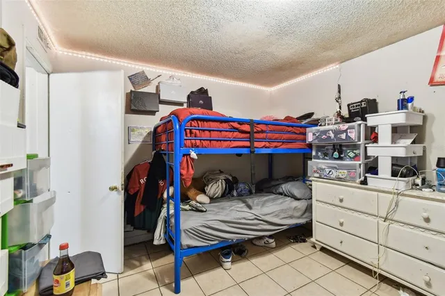 $470,000 | 1805 East 139th Avenue, Unit 1, Tampa, FL 33613