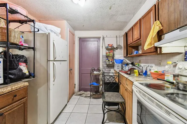 $470,000 | 1805 East 139th Avenue, Unit 1, Tampa, FL 33613