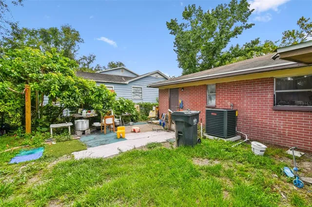 $470,000 | 1805 East 139th Avenue, Unit 1, Tampa, FL 33613