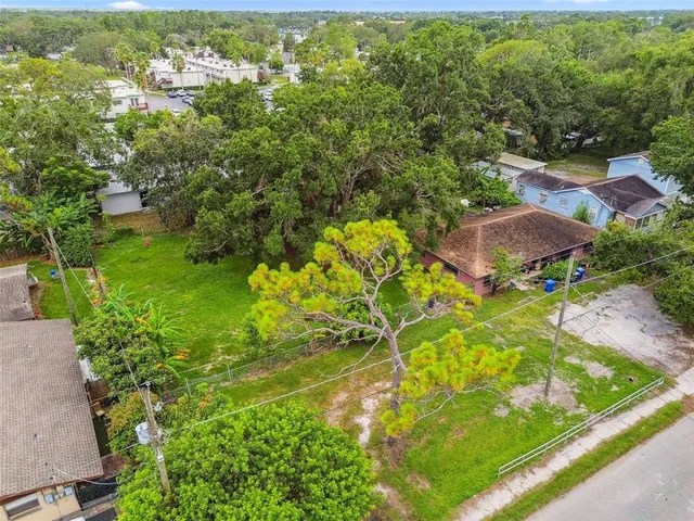 $470,000 | 1805 East 139th Avenue, Unit 1, Tampa, FL 33613