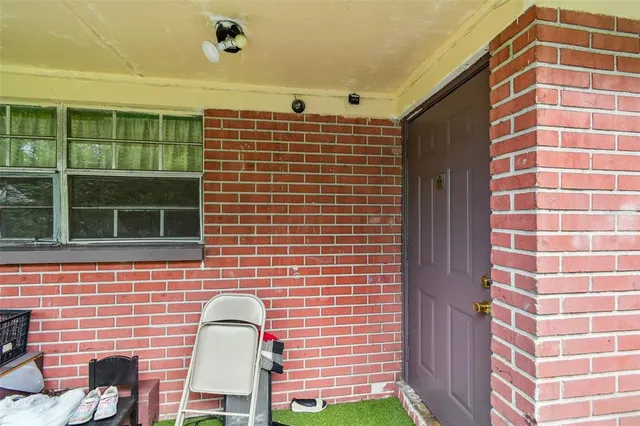 $470,000 | 1805 East 139th Avenue, Unit 1, Tampa, FL 33613