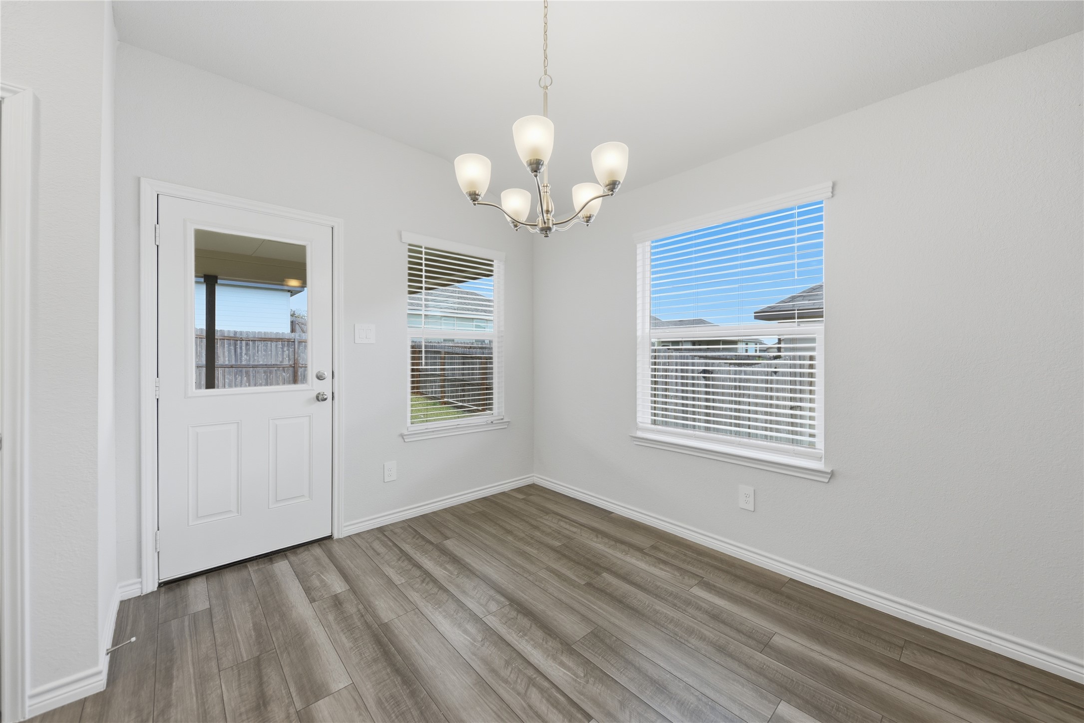 1010 Fannin Street Brenham, TX 77833 - Photo 11 of 30 Breakfast area