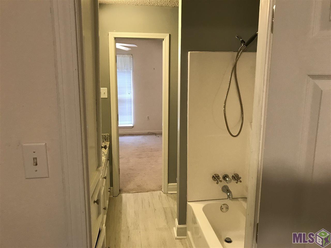 530 South Flannery Road, Unit C Baton Rouge, LA 70815 - Photo 12 of 14 Gallery Image 12