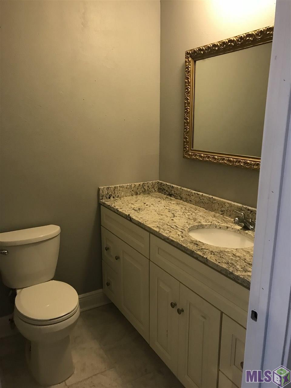 530 South Flannery Road, Unit C Baton Rouge, LA 70815 - Photo 4 of 14 Gallery Image 4