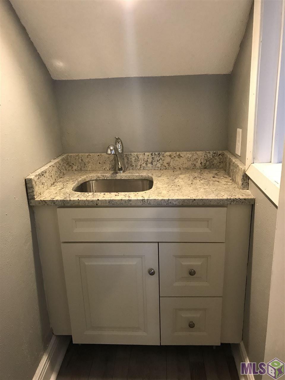 530 South Flannery Road, Unit C Baton Rouge, LA 70815 - Photo 5 of 14 Gallery Image 5