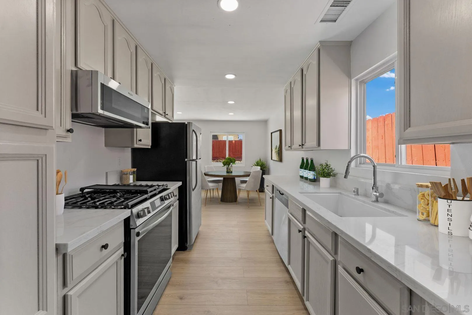 526 Osage Street Spring Valley, CA 91977 - Photo 8 of 20 Gallery Image 8