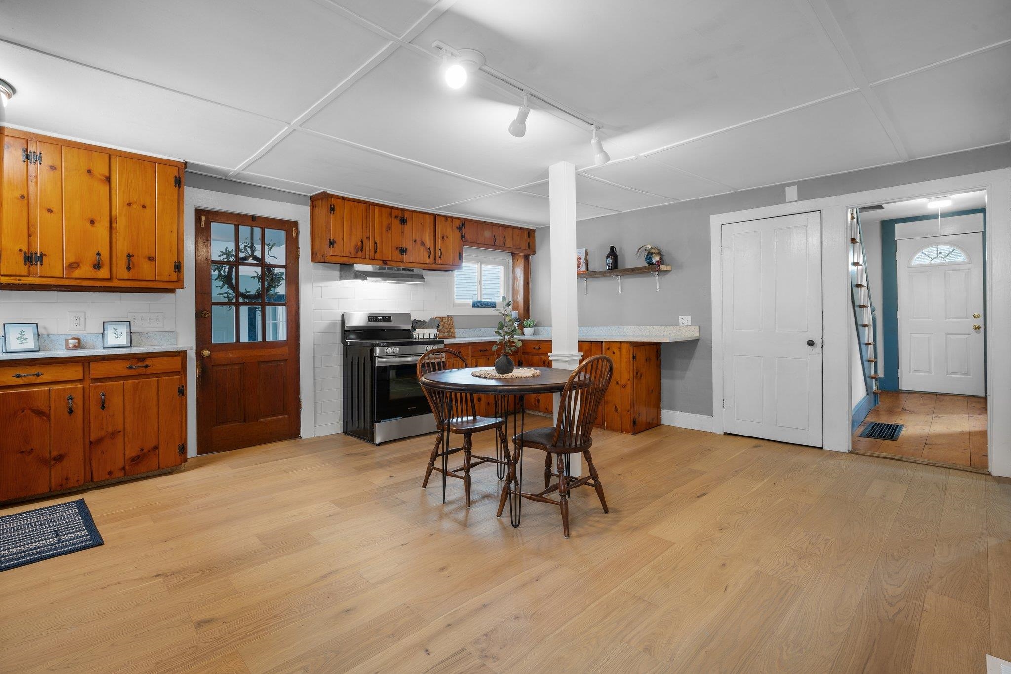 70 Main Street Walpole, NH 03608 - Photo 4 of 40