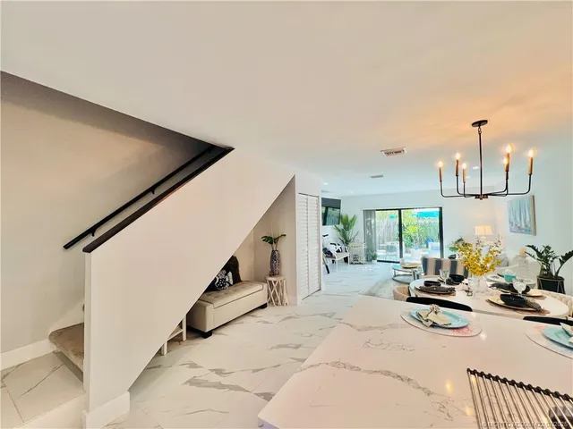 $3,000 | 4225 North Hwy A1A, Unit 20, Fort Pierce, FL 34949