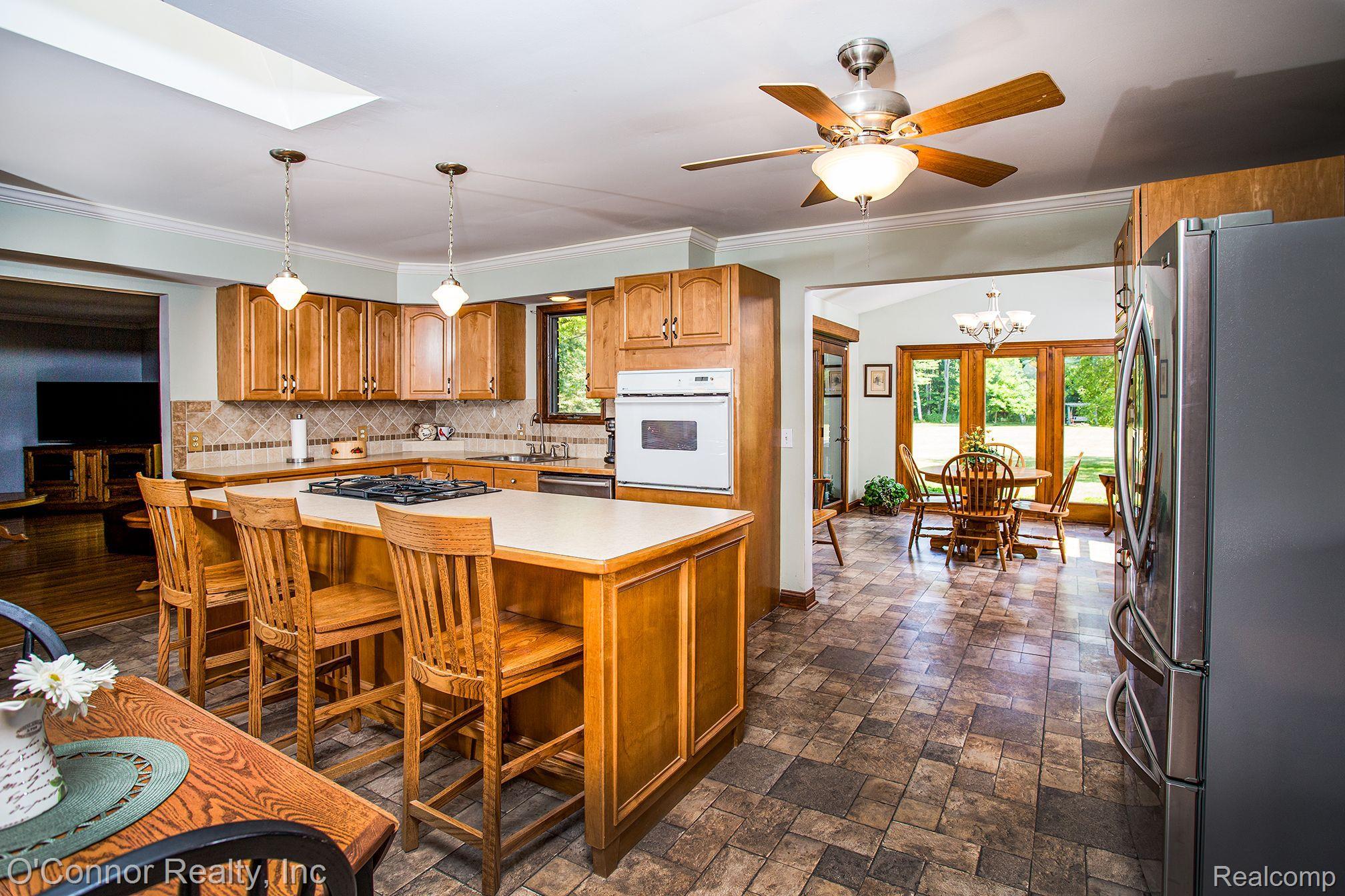 5412 Fitzgerald Road St. Clair, MI 48079 - Photo 7 of 33 Gallery Image 7