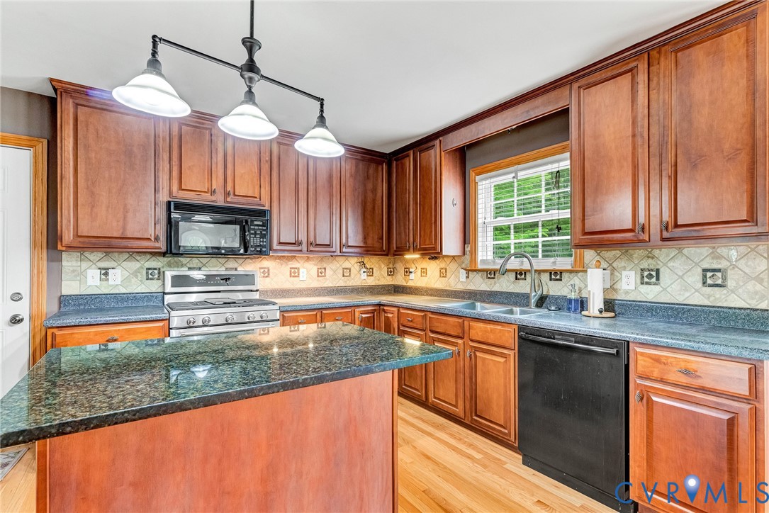 15298 Devonwood Road Montpelier, VA 23192 - Photo 27 of 83