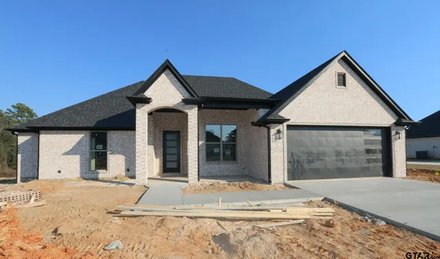 $450,000 | 14176 Lexi Court, Tyler, TX 75703