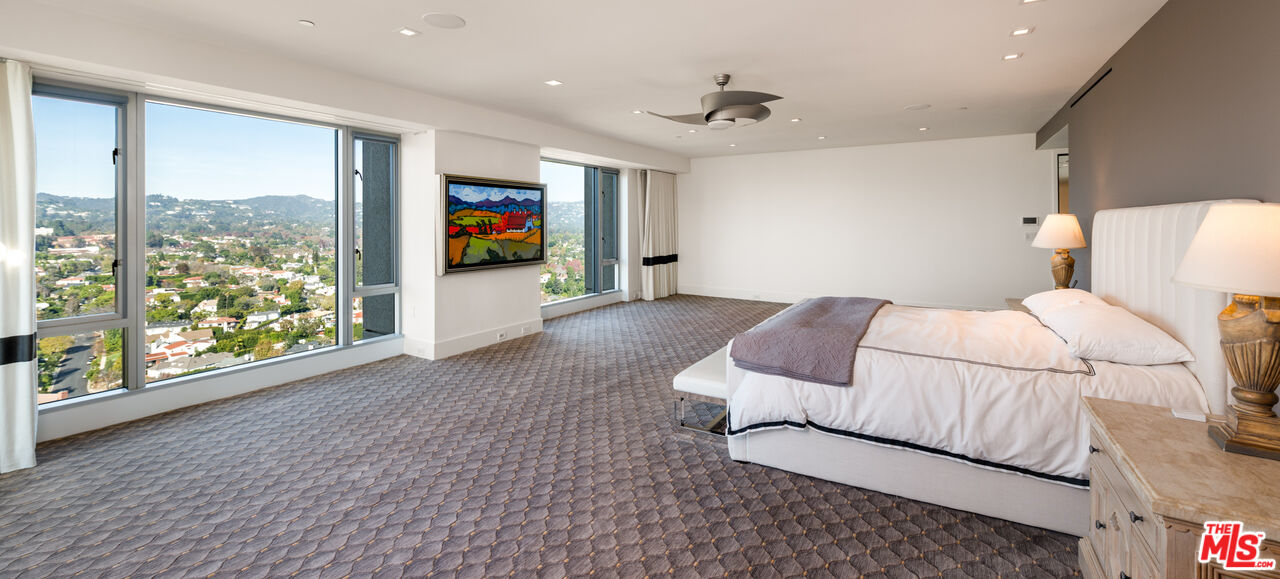 10727 Wilshire Boulevard, Unit PH2 Los Angeles, CA 90024 - Photo 24 of 43