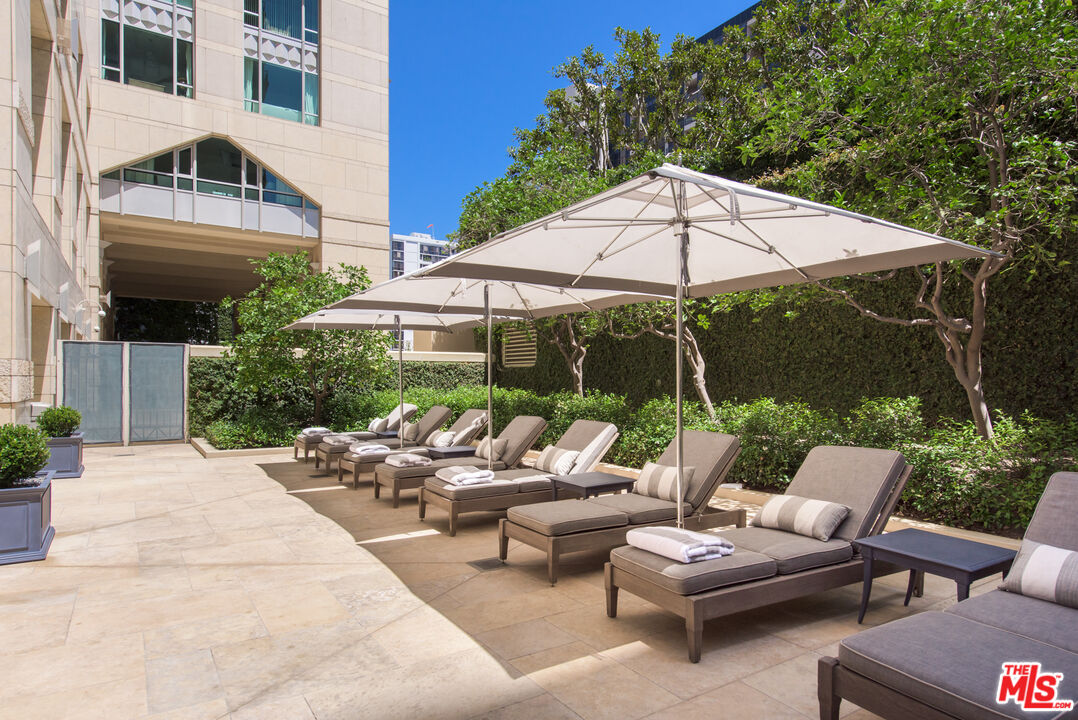 10727 Wilshire Boulevard, Unit PH2 Los Angeles, CA 90024 - Photo 42 of 43