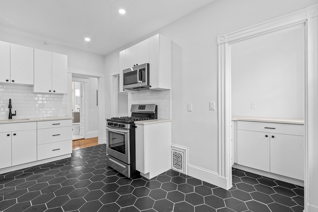 33-35 Ridgemont Street Boston, MA 02134 - Photo 4 of 42 Gallery Image 4
