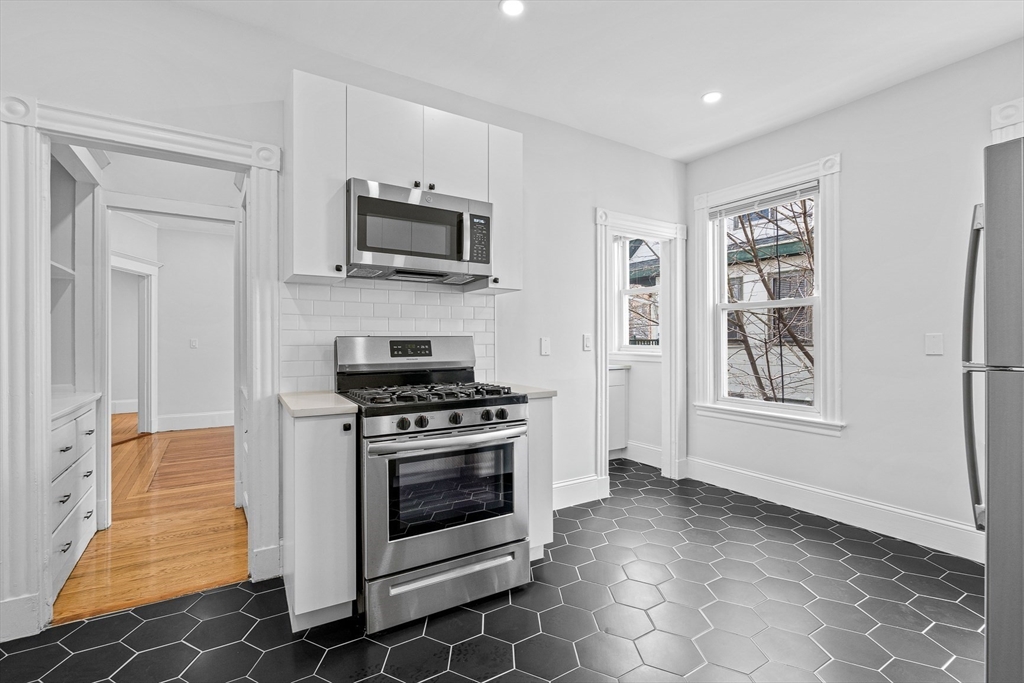 33-35 Ridgemont Street Boston, MA 02134 - Photo 8 of 42 Gallery Image 8