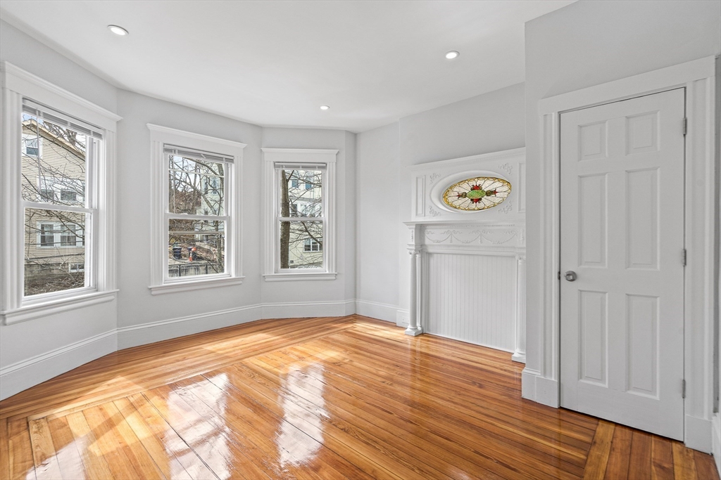 33-35 Ridgemont Street Boston, MA 02134 - Photo 9 of 42 Gallery Image 9