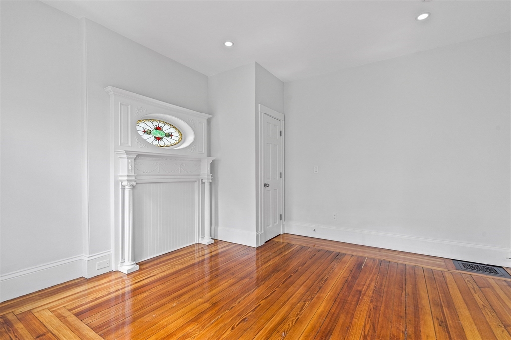 33-35 Ridgemont Street Boston, MA 02134 - Photo 10 of 42 Gallery Image 10