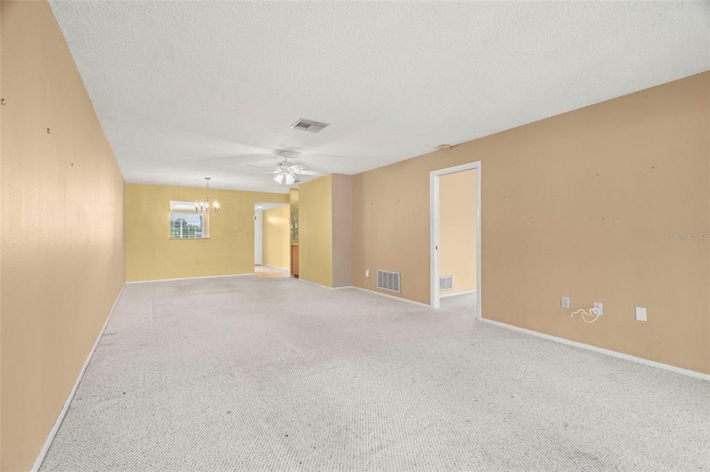 8111 Braddock Circle, Unit 6 Port Richey, FL 34668 - Photo 17 of 42 Gallery Image 17