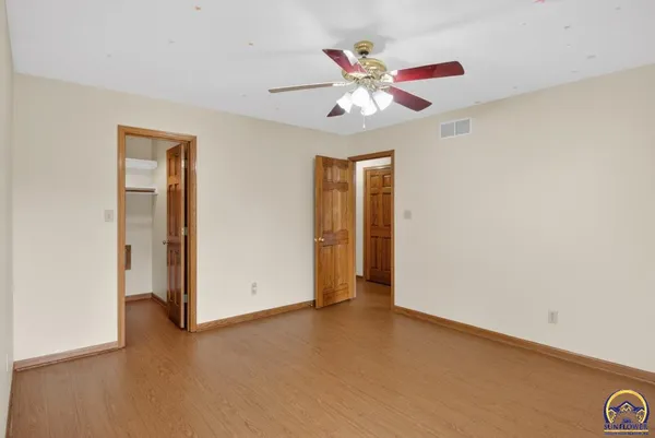 $350,000 | 2217 Southwest Pondview Drive, Topeka, KS 66614