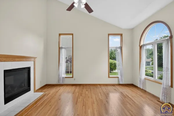 $350,000 | 2217 Southwest Pondview Drive, Topeka, KS 66614