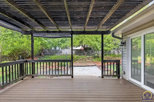 $350,000 | 2217 Southwest Pondview Drive, Topeka, KS 66614