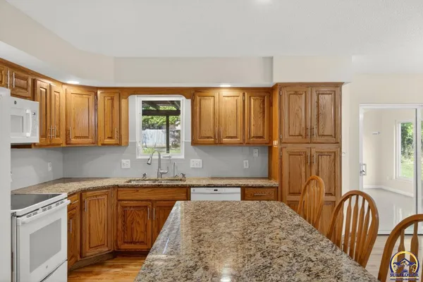 $350,000 | 2217 Southwest Pondview Drive, Topeka, KS 66614