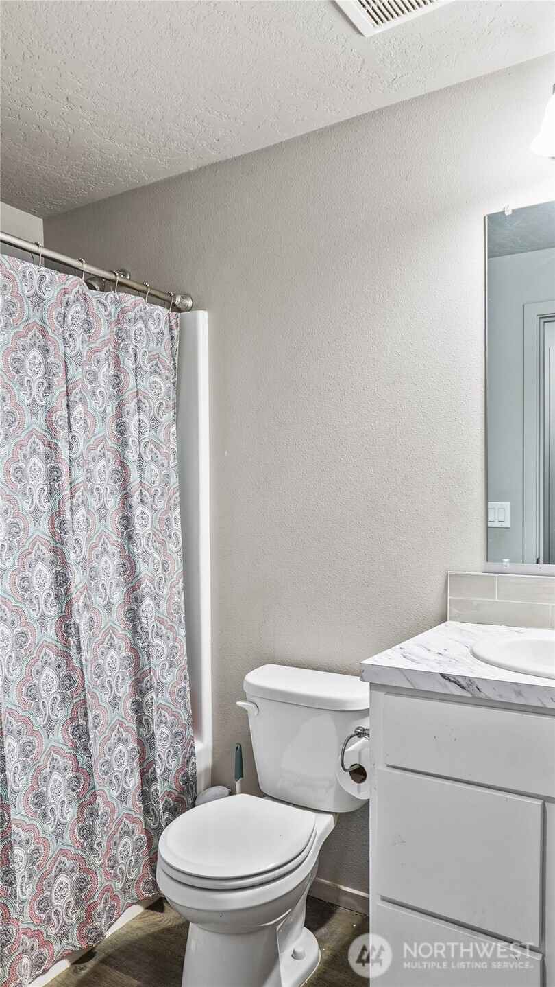 815 E Mount Othello, WA 99344 - Photo 17 of 20