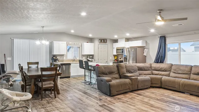 $365,000 | 815 E Mount, Othello, WA 99344