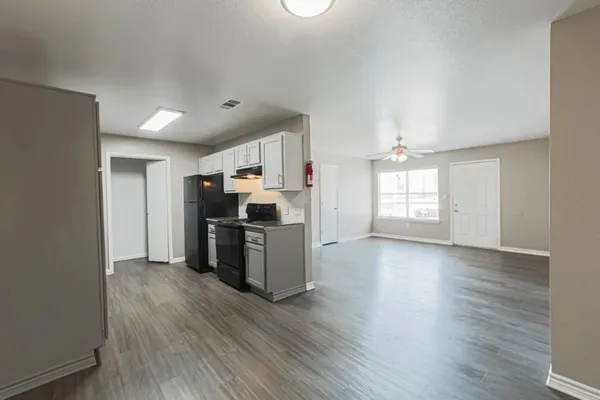 $1,360 | 11111 West Montgomery Road, Unit 301, Houston, TX 77088