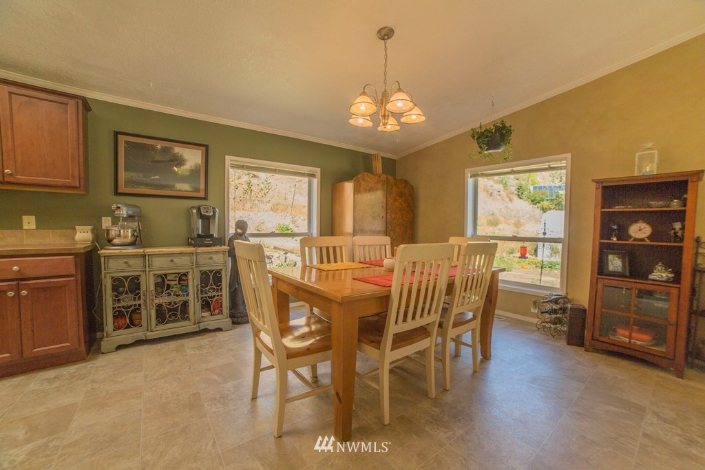 3742-8 Squilchuck Road Wenatchee, WA 98801 - Photo 7 of 19 Gallery Image 7
