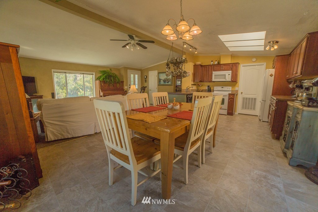 3742-8 Squilchuck Road Wenatchee, WA 98801 - Photo 8 of 19 Gallery Image 8