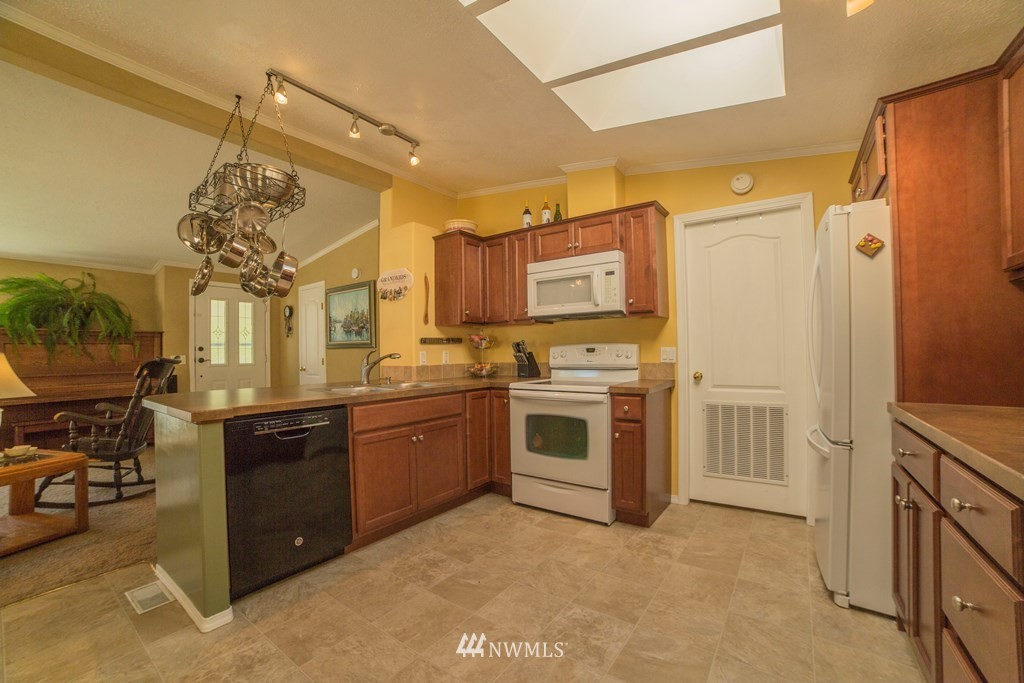 3742-8 Squilchuck Road Wenatchee, WA 98801 - Photo 9 of 19 Gallery Image 9