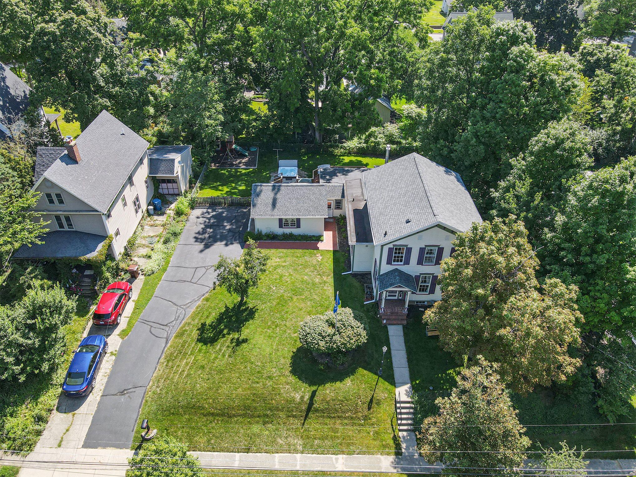 320 North Division Street Marshall, MI 49068 - Photo 31 of 36 040_dji_0141
