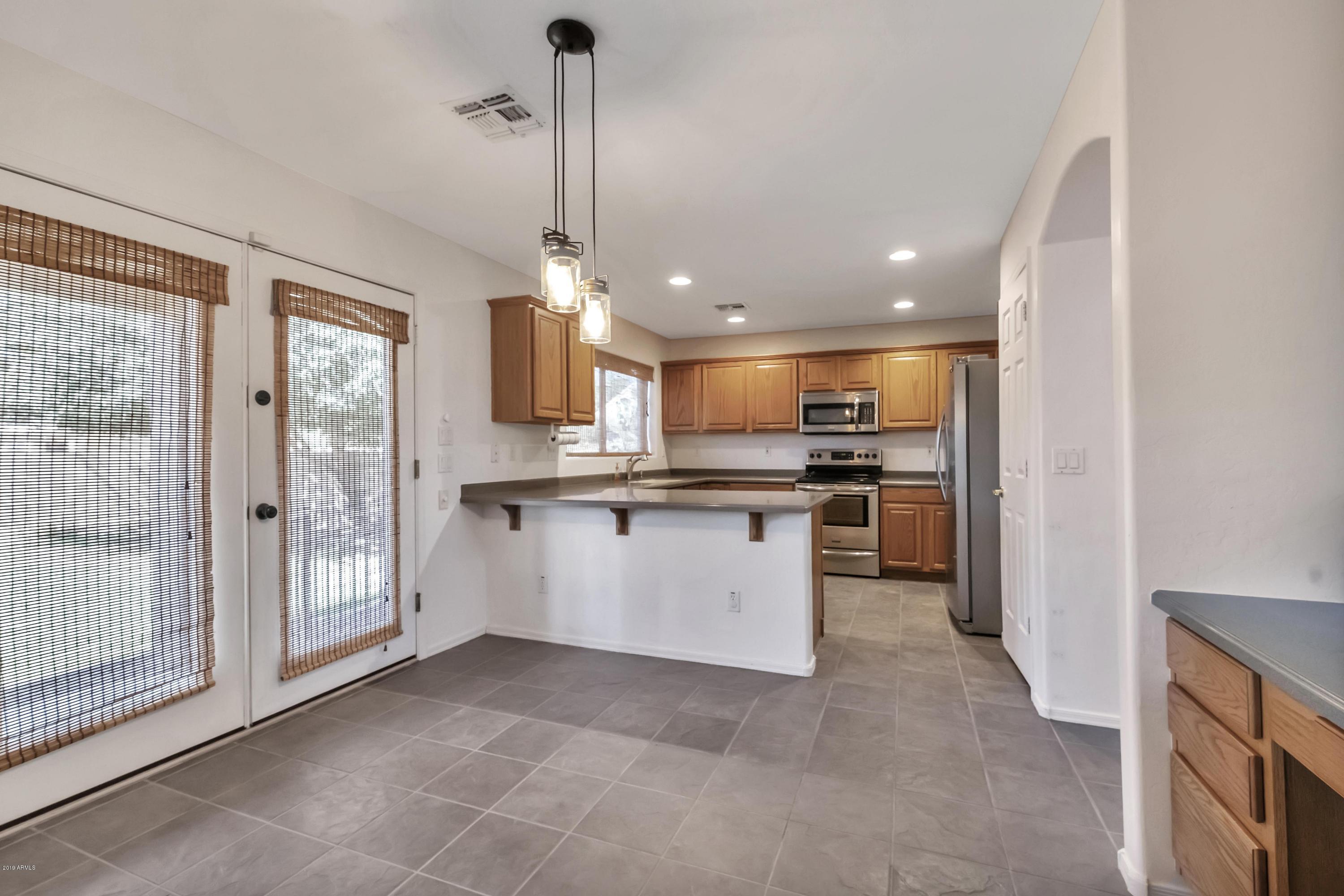3335 East Chickadee Road Gilbert, AZ 85297 - Photo 3 of 38 KITCHEN