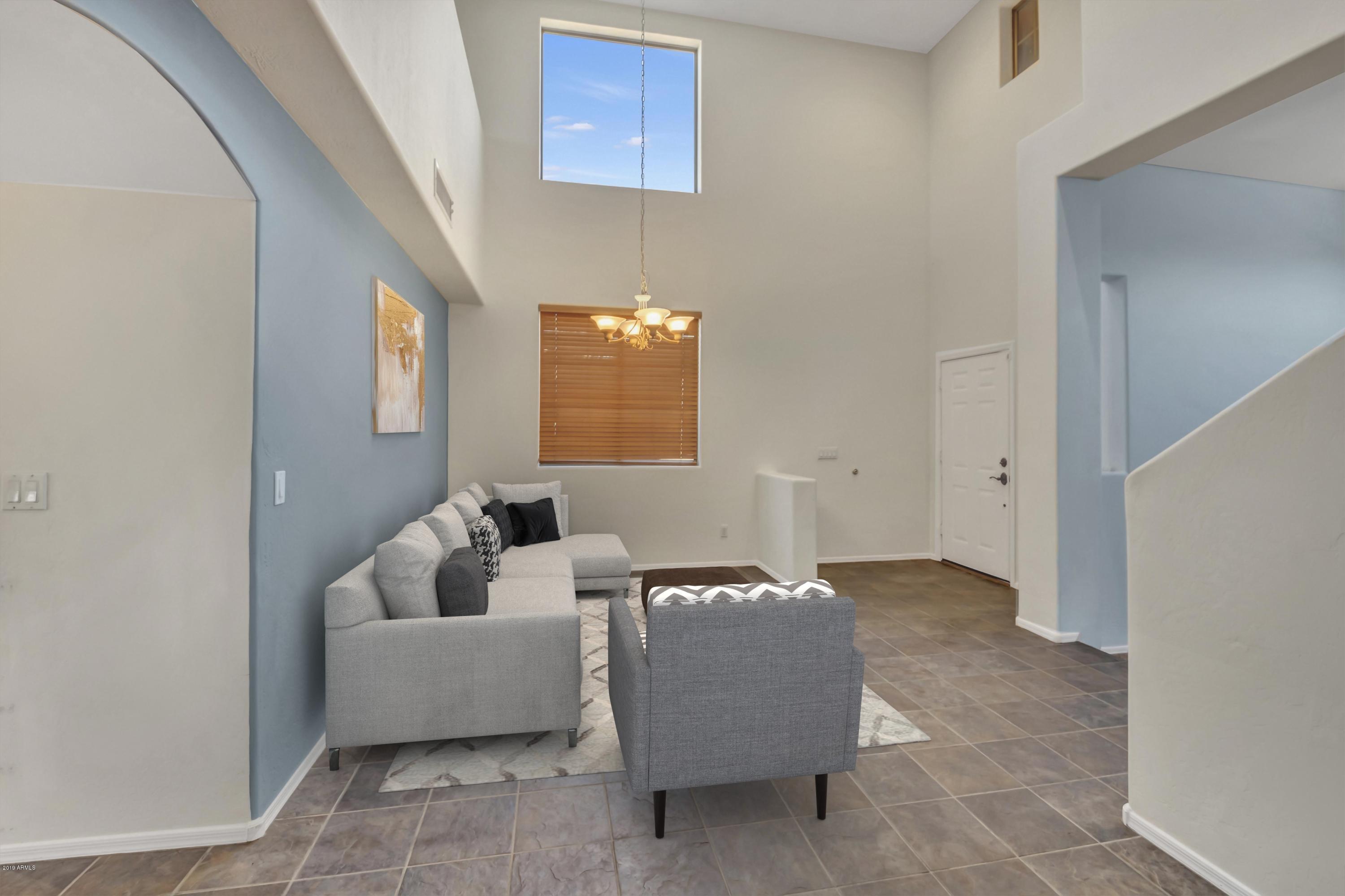 3335 East Chickadee Road Gilbert, AZ 85297 - Photo 5 of 38 SITTING AREA OR DINING