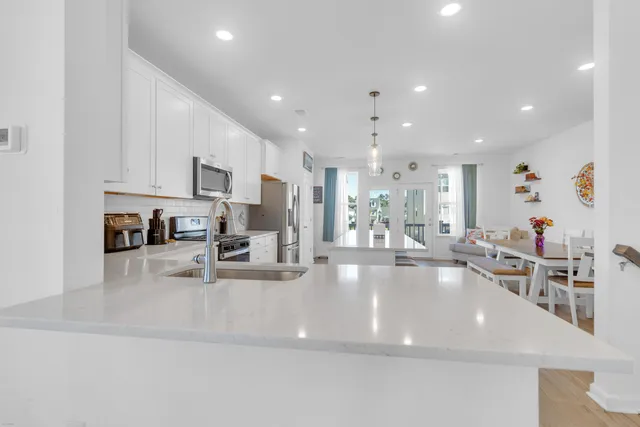 $370,000 | 865 Recess Pt Drive, Moncks Corner, SC 29461