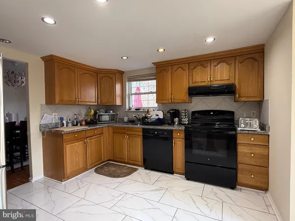 $515,000 | 12661 Valleywood Drive, Woodbridge, VA 22192