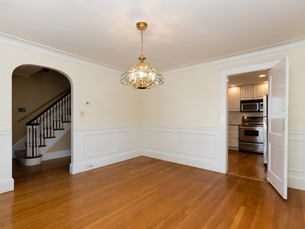 163 Bellevue Road Watertown, MA 02472 - Photo 12 of 42