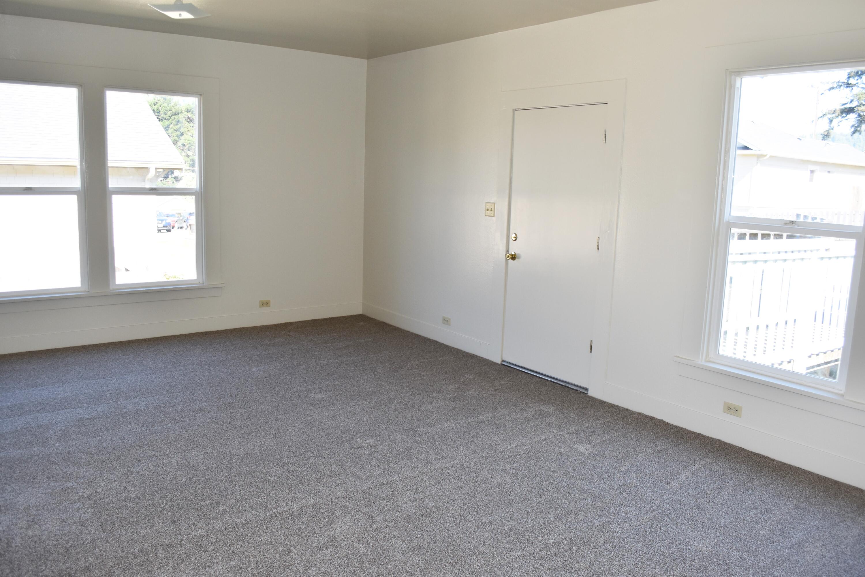 673 4th Street Scotia, CA 95565 - Photo 4 of 23