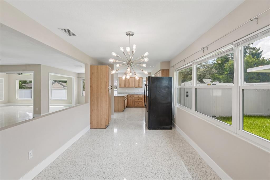 563 Eastview Road Largo, FL 33770 - Photo 8 of 37