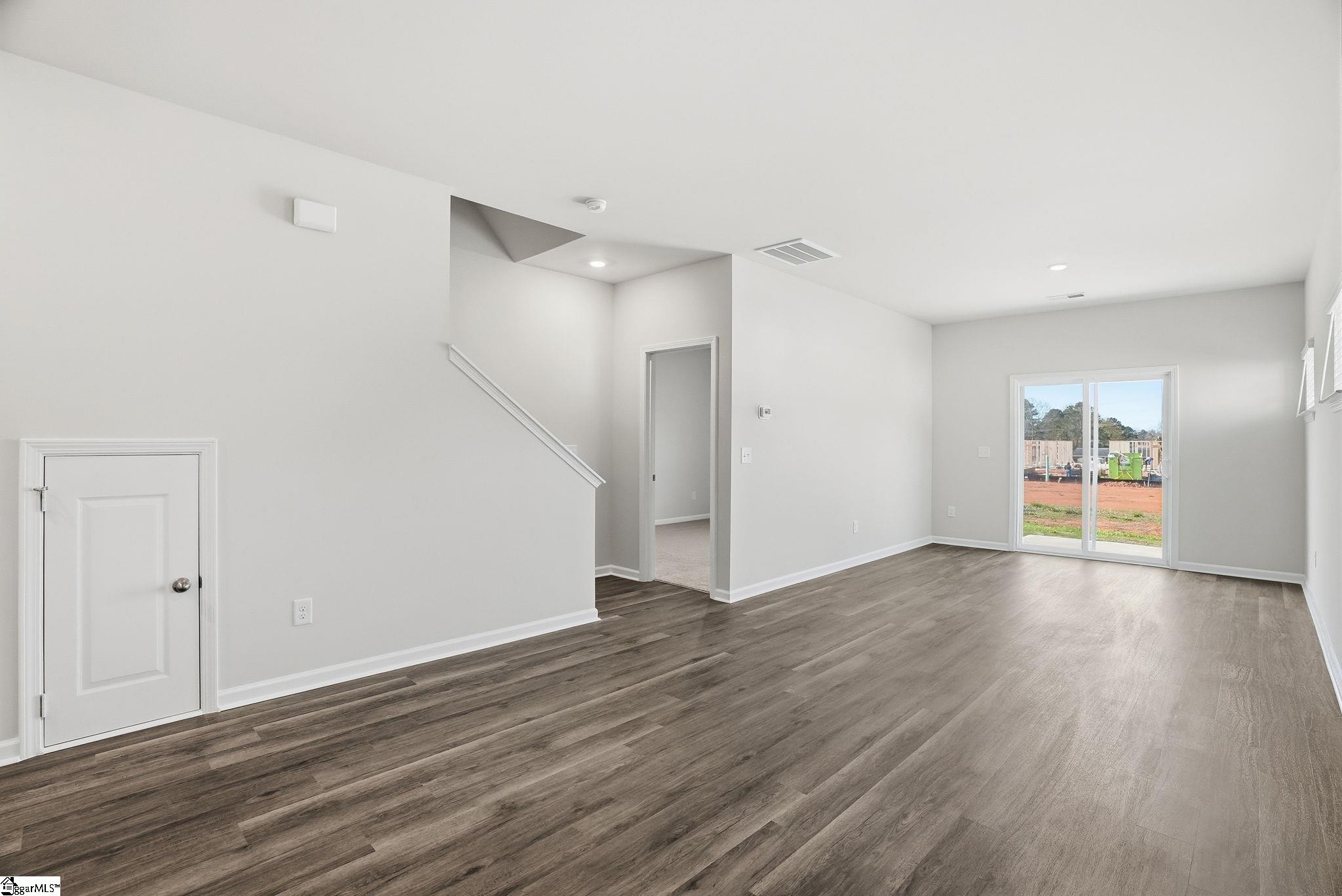 110 Lilac Loop Greenwood, SC 29646 - Photo 10 of 26