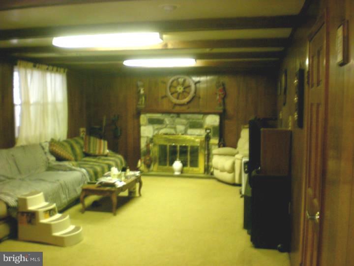 930 South Valley Forge Road Lansdale, PA 19446 - Photo 14 of 19 Family Room